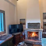 Nano With Fireplace And Next The Centre * Kalavryta