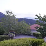 Nano With Fireplace And Next The Centre Vila Kalavryta