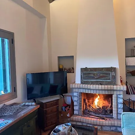 Nano With Fireplace And Next The Centre * Kalavryta