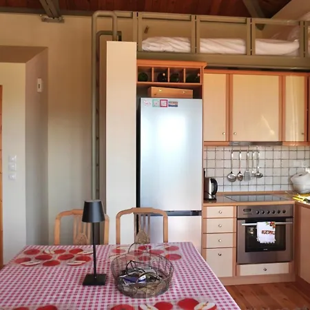 Nano στο βουνό με τζάκι Villa Kalavryta