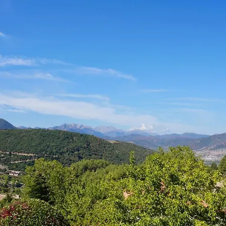 Villa Nano στο βουνό με τζάκι Kalavryta