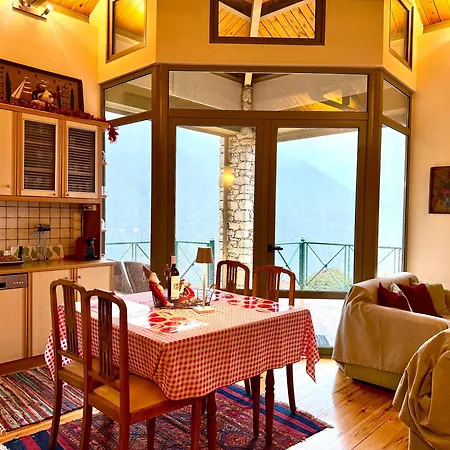 Villa Nano στο βουνό με τζάκι Kalavryta