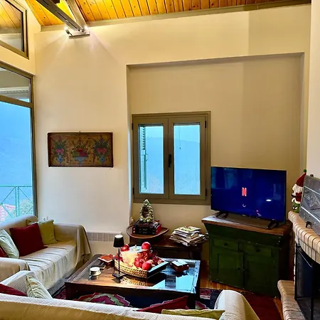 Nano στο βουνό με τζάκι Villa