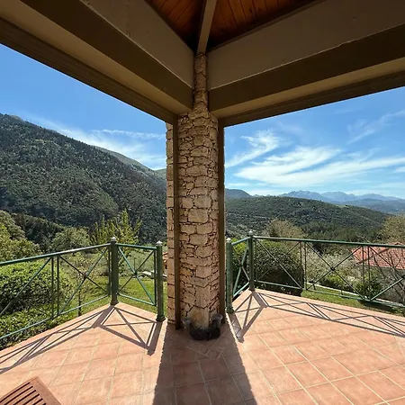 Nano With Fireplace And Next The Centre Vila Kalavryta