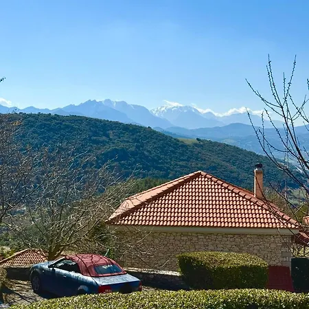 Nano στο βουνό με τζάκι Villa