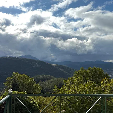 Nano With Fireplace And Next The Centre *